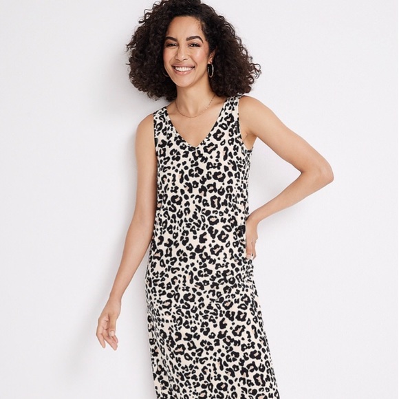 24/7 Animal V Neck Midi Dress - Picture 1 of 4